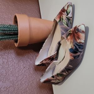 Nine West Observe D'Orsay floral velvet flats size 6